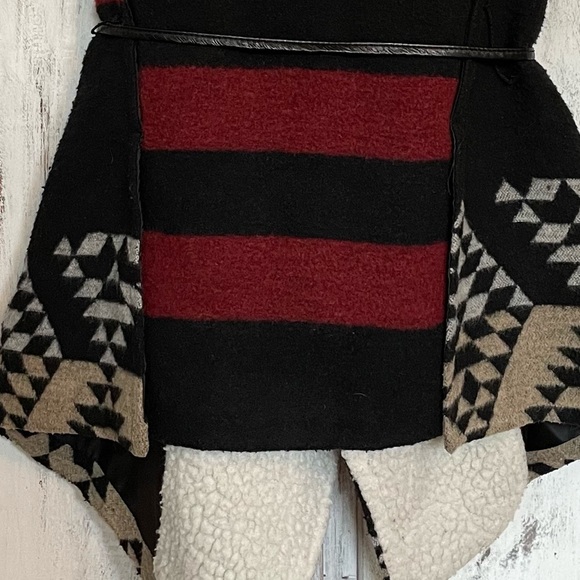 American Rag western style vest, Small, tie waist, wool blend, 4 front pockets - Picture 7 of 13